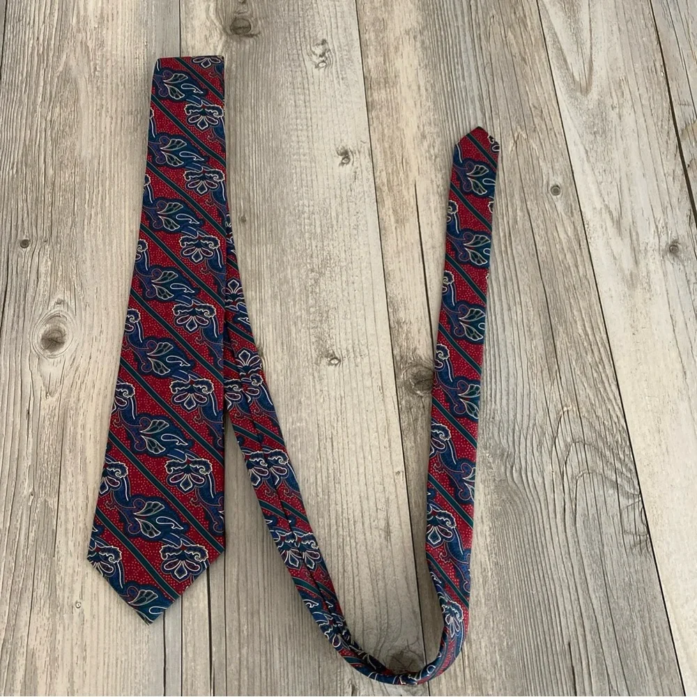 Christian Dior Mens Luxury Designer Silk Tie Woven In Italy Made USA
